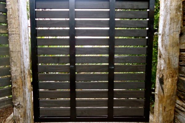 slat gate1