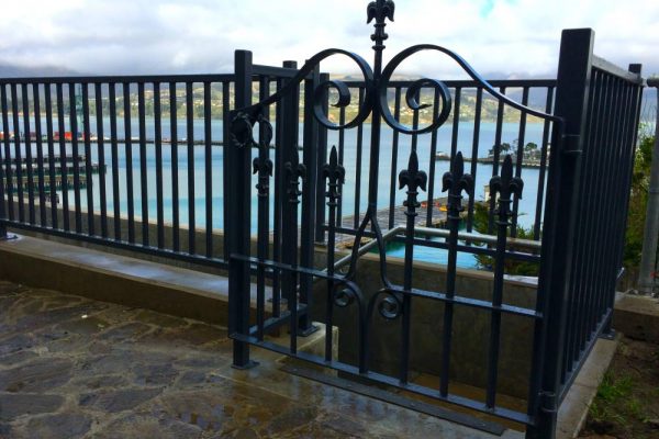 steel gate barrier refurbishment